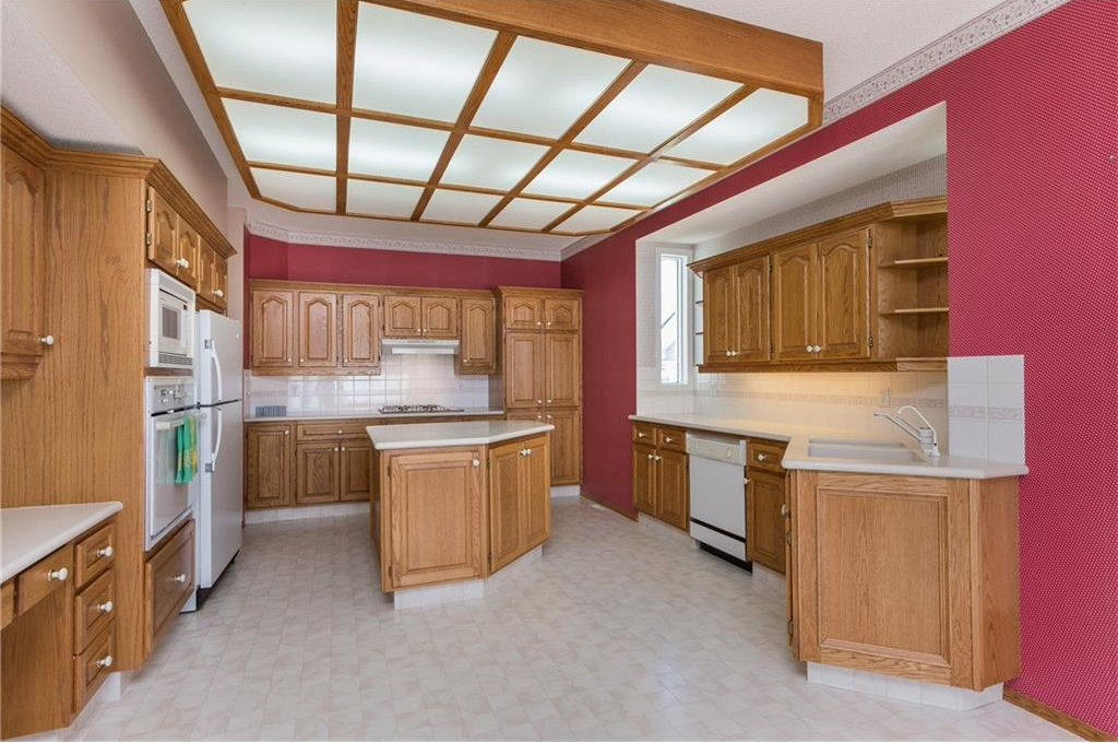 showroom-kitchen