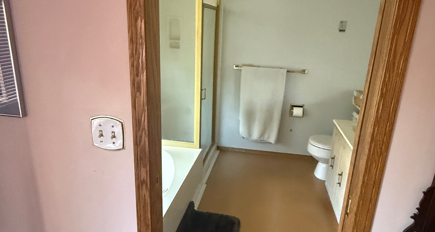 before image, ensuite renovation, calgary